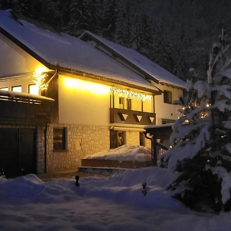 Apartments Oman Kranjska Gora Exterior photo
